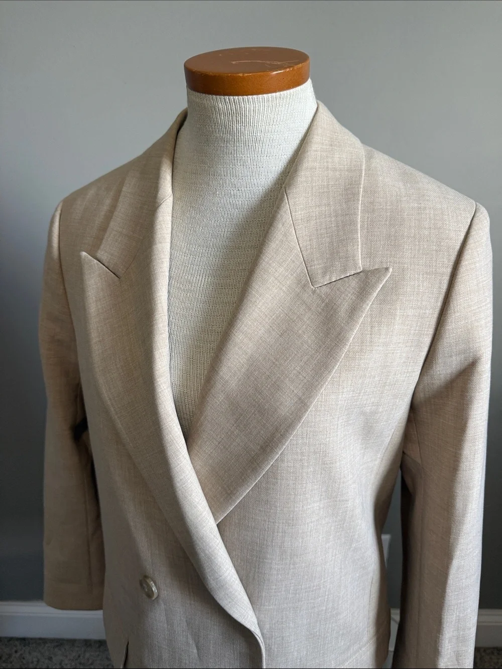 Wilfred Aritzia - Cherrelle Blazer - Heather Oat Beige - Size 6 - Good Condition